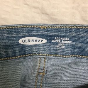 Old Navy Rockstar Jeans- Super Skinny, bleached